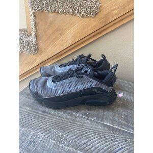 Nike Air Max 2090 Boys Sz 5y (Womens 6.5) Shoes Sneakers Black Grey CJ4066-001